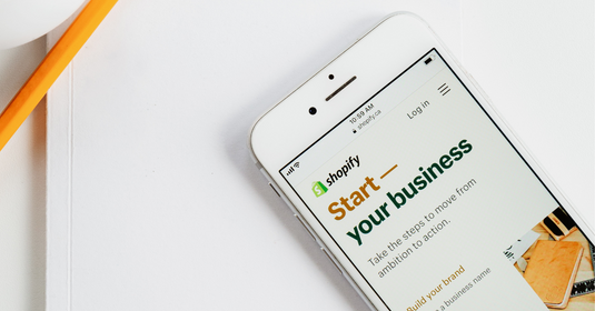 Transformando tu negocio: descubre por qué elegir Shopify para tu tienda online